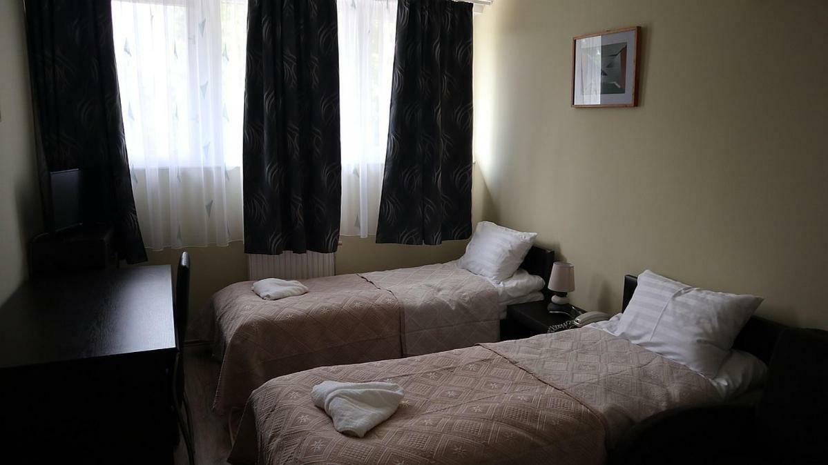 Szlovak Panzio Hotel Bekescsaba Buitenkant foto