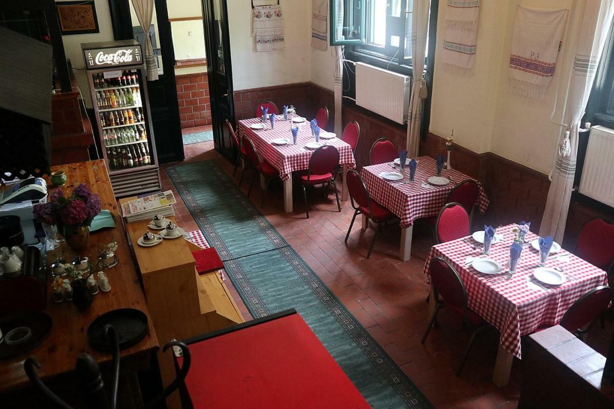 Szlovak Panzio Hotel Bekescsaba Buitenkant foto
